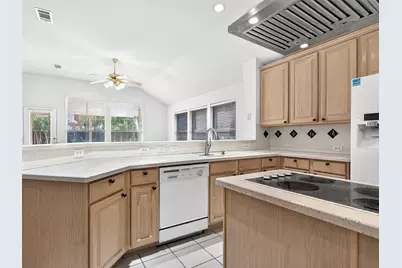 456 Ridge Meade Drive, Lewisville, TX 75067 - Photo 17