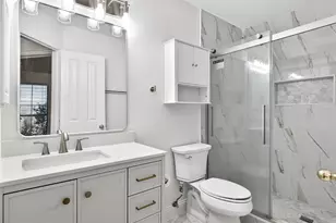456 Ridge Meade Dr, Lewisville, TX 75067 - Photo 7