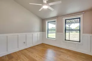 8512 Hill Top Dr, Cleburne, TX 76033 - Photo 19