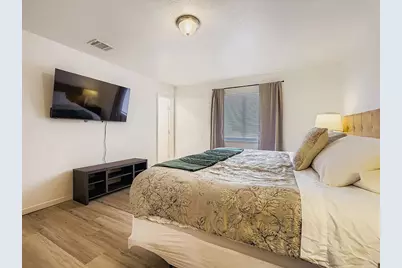 2001 Newbury Drive, Arlington, TX 76014 - Photo 13