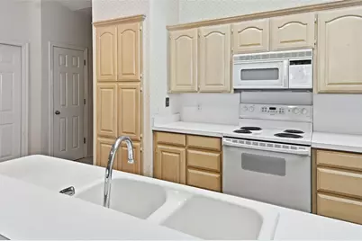 937 Heather Court, Weatherford, TX 76086 - Photo 11