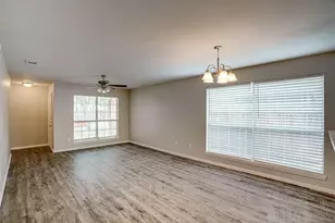 2767 Oak Bend Ln, Dallas, TX 75227 - Photo 9