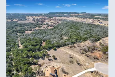 2047 Lacee Court, Granbury, TX 76048 - Photo 17