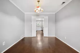 8351 Lullwater Dr, Dallas, TX 75218 - Photo 7