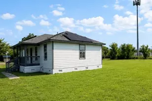 1217 S 9th St, Corsicana, TX 75110 - Photo 5