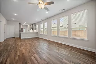 10838 Downy Cup Dr, Frisco, TX 75035 - Photo 5