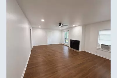 622 N Austin Street, Denton, TX 76201 - Photo 3