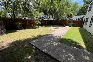 622 N Austin St, Denton, TX 76201 - Photo 23