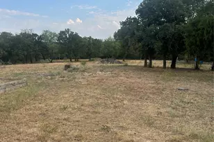 362 Co Rd 1270, Alvord, TX 76225 - Photo 13