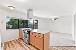 411 Clear Creek Ln, Coppell, TX 75019 - Photo 19