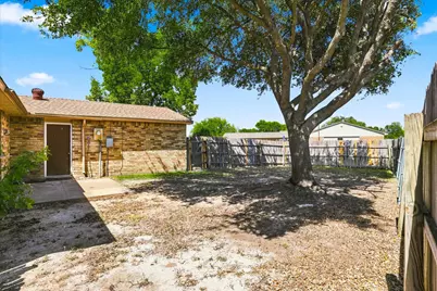 411 Clear Creek Lane, Coppell, TX 75019 - Photo 11