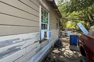 307 N Masters Dr, Dallas, TX 75217 - Photo 5