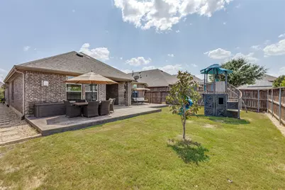 2124 Bishop Barrel Lane, Saint Paul, TX 75098 - Photo 5