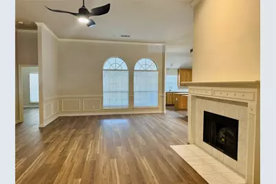 215 Springpark Drive, Arlington, TX 76014 - Photo 3
