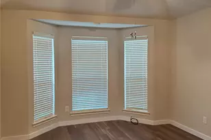 215 Springpark Dr, Arlington, TX 76014 - Photo 15