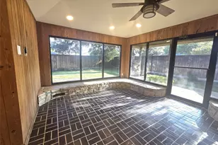 9334 Hunters Creek Dr, Dallas, TX 75243 - Photo 17