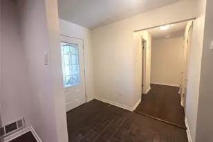 9334 Hunters Creek Dr, Dallas, TX 75243 - Photo 5