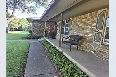 9334 Hunters Creek Drive, Dallas, TX 75243 - Photo 3