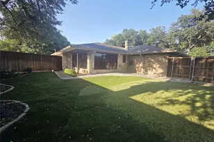 9334 Hunters Creek Dr, Dallas, TX 75243 - Photo 23