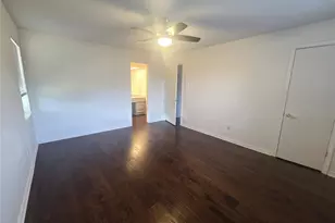9334 Hunters Creek Dr, Dallas, TX 75243 - Photo 15
