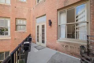 411 W 7th St, Fort Worth, TX 76102 - Photo 9