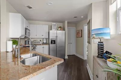411 W 7th Street #302, Fort Worth, TX 76102 - Photo 3