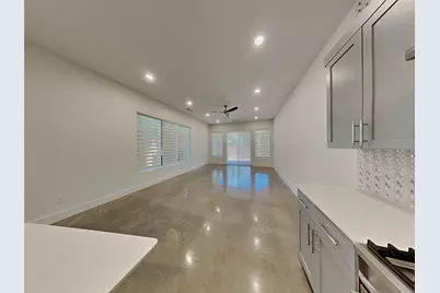 2343 Vagas Street #2343, Dallas, TX 75219 - Photo 3