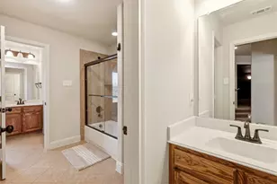 1517 Fence Post Dr, Fort Worth, TX 76052 - Photo 17
