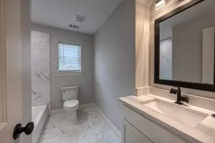 809 Haynes Ave, Fort Worth, TX 76103 - Photo 13