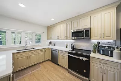 3138 Barton Road, Carrollton, TX 75007 - Photo 13