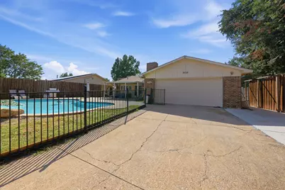 3138 Barton Road, Carrollton, TX 75007 - Photo 23