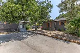1005 N Trinity St, Decatur, TX 76234 - Photo 33