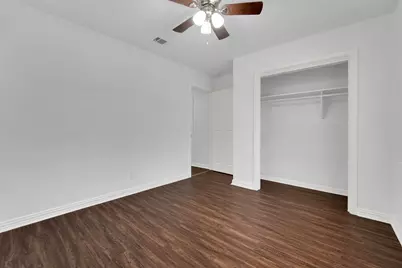 510 Pleasant Valley Road, Garland, TX 75040 - Photo 13