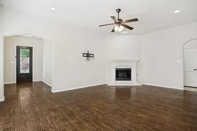 9404 National Pines Drive, McKinney, TX 75072 - Photo 5