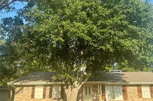 2601 S Park St, Commerce, TX 75428 - Photo 17
