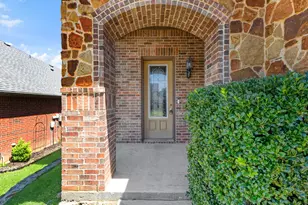 1208 Catherine Ln, Burleson, TX 76028 - Photo 5