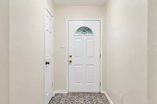 7618 Thistle Ln, Dallas, TX 75240 - Photo 3