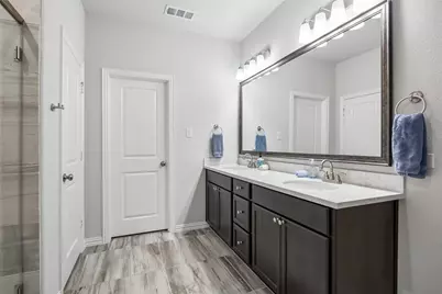 1501 Buckeye Trail, Garland, TX 75042 - Photo 17