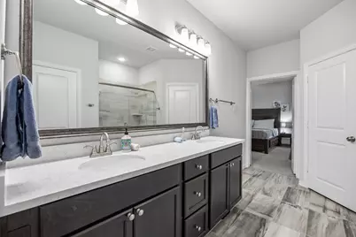 1501 Buckeye Trail, Garland, TX 75042 - Photo 17