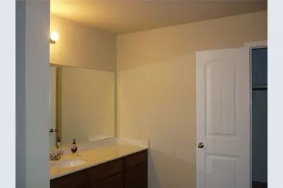 1054 Churchill Drive, Princeton, TX 75407 - Photo 7