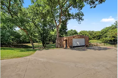 127 Cedar Bluff Court, Aledo, TX 76008 - Photo 31