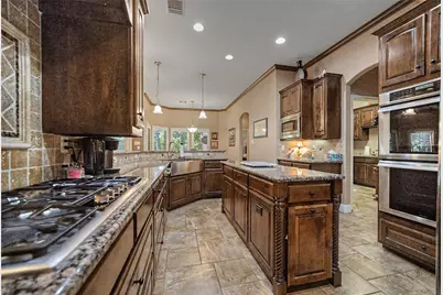 127 Cedar Bluff Court, Aledo, TX 76008 - Photo 7