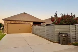 7012 Wildflower Wy, Little Elm, TX 76227 - Photo 27