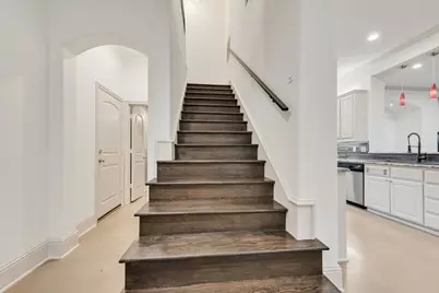 5113 Vandelia Street, Dallas, TX 75235 - Photo 11