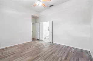 1801 Fern Ct, Grapevine, TX 76051 - Photo 9