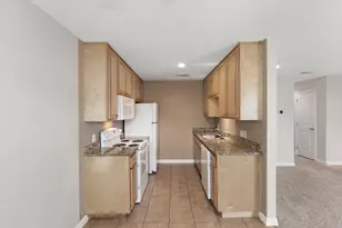 2016 Paisley Dr, Arlington, TX 76015 - Photo 5