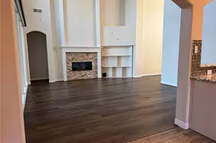 3400 Silverwood Dr, Carrollton, TX 75007 - Photo 9