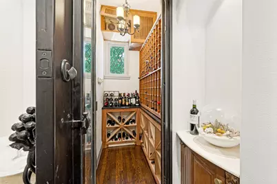 5638 Greenbrier Drive, Dallas, TX 75209 - Photo 7