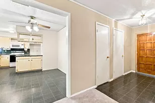 613 Cooper St, Ennis, TX 75119 - Photo 9