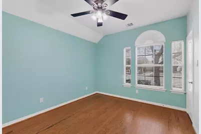 100 Shumard Court, Irving, TX 75063 - Photo 23